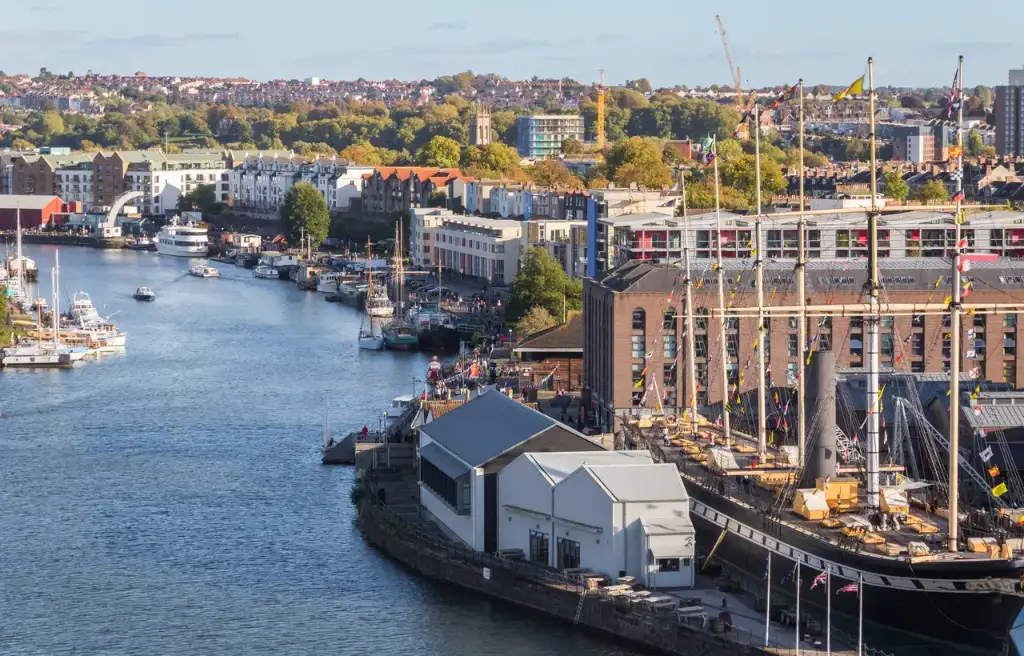 Bristol Harbourside floating harbour boats development